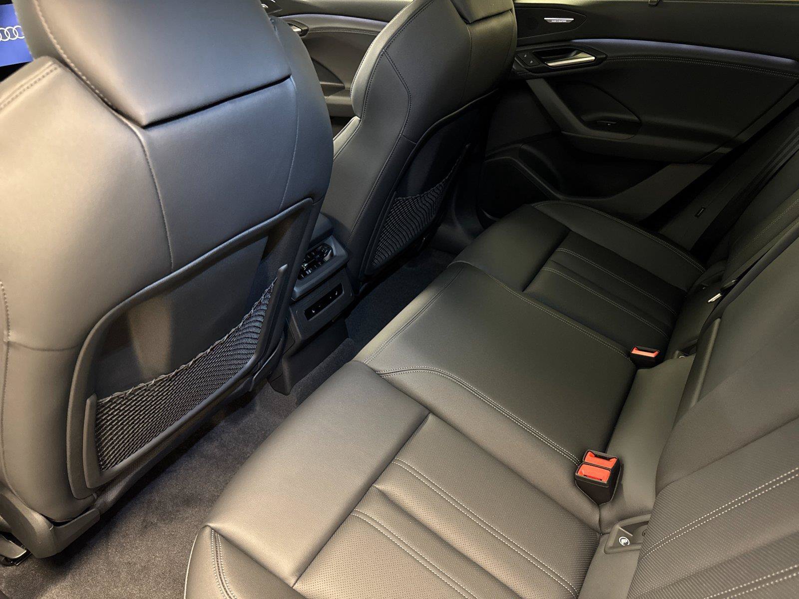 New 2027 Audi SQ6 e-tron Premium Plus AWD/4WD image 11