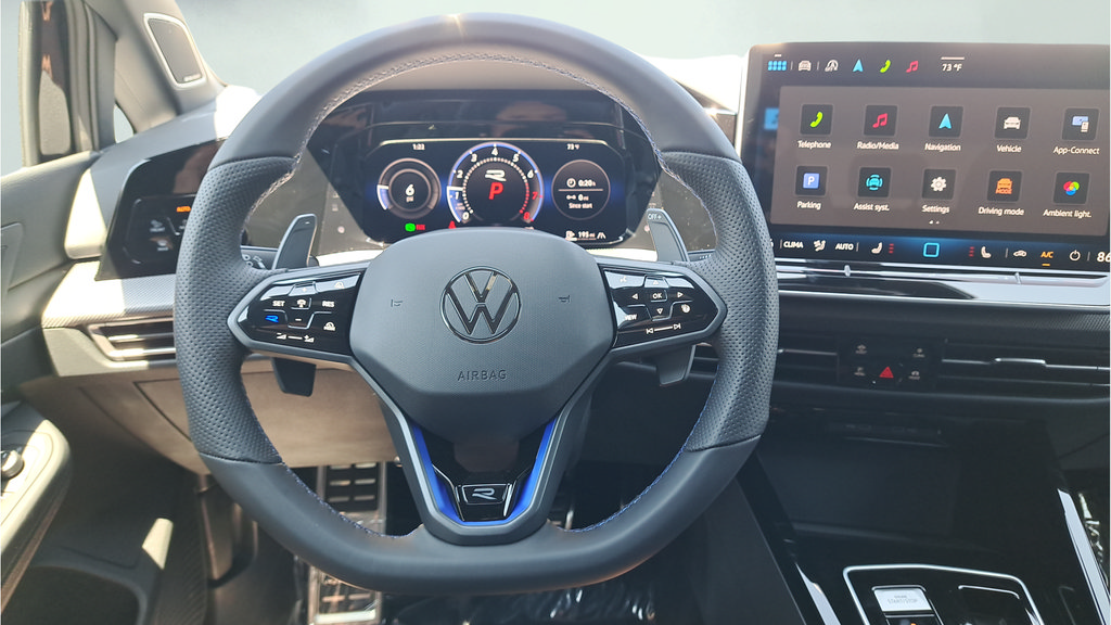 New 2026 Volkswagen Golf w/ Euro Style Package AWD/4WD image 18