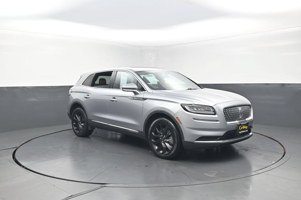 Used 2023 Lincoln Nautilus Reserve w/ Cargo Utility Package AWD/4WD image 44
