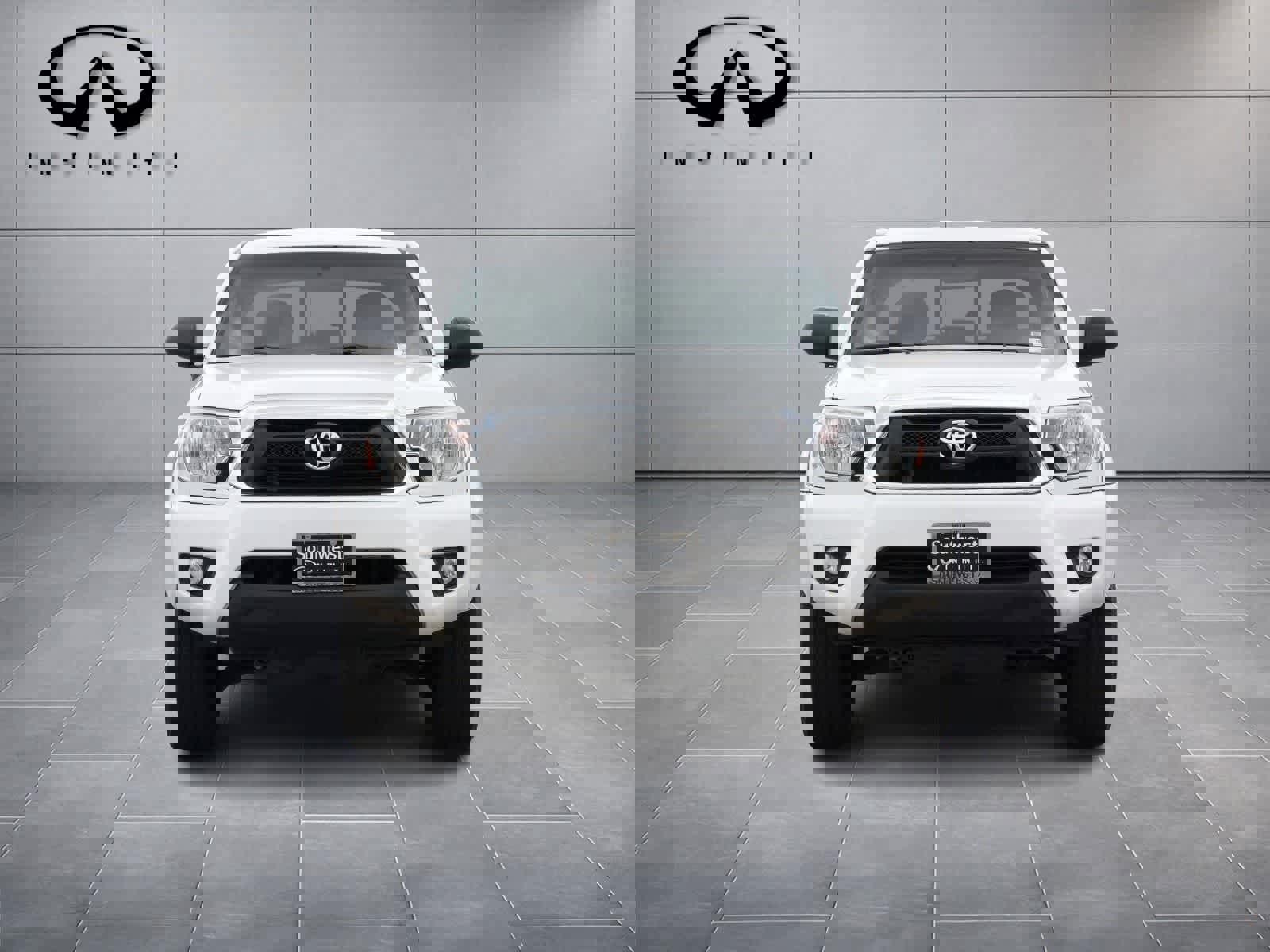 Used 2015 Toyota Tacoma PreRunner w/ SR5 Package RWD image 2