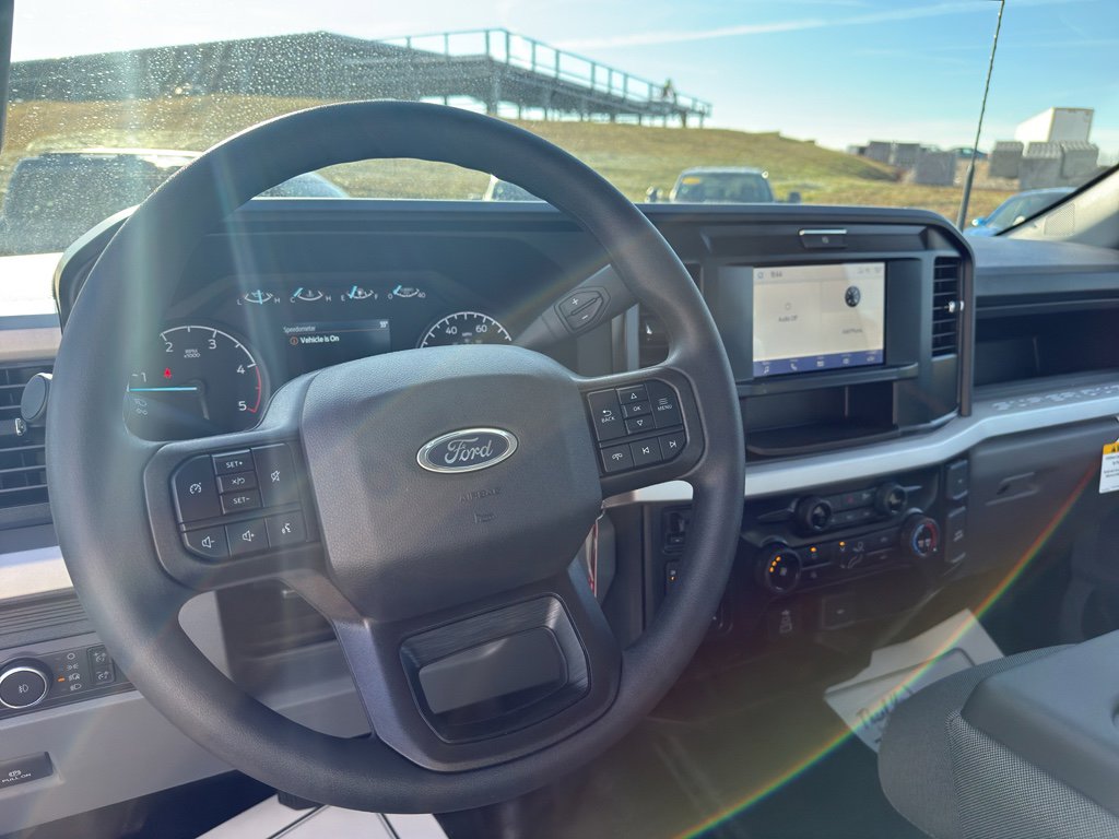 New 2026 Ford F450 XL w/ XL Chrome Package image 9