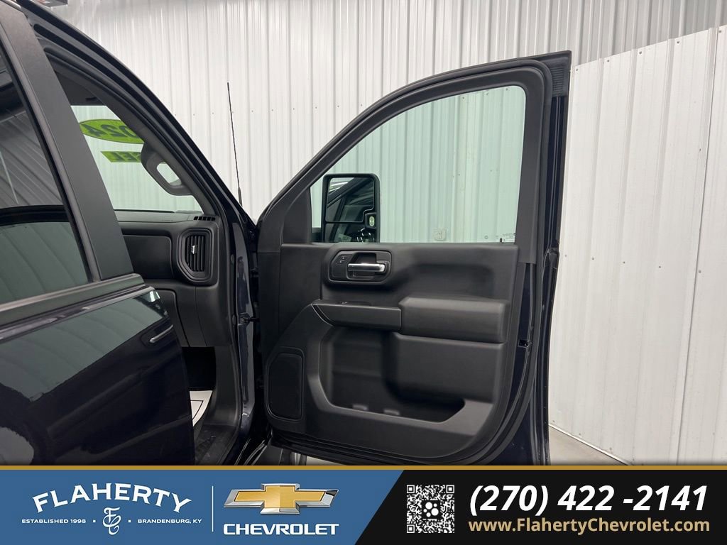 Used 2024 Chevrolet Silverado 2500 Custom w/ Custom Value Package image 14