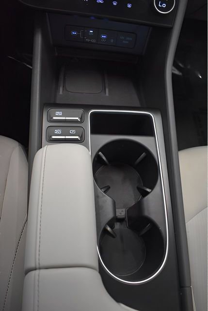 Used 2025 Hyundai Sonata SEL FWD image 28