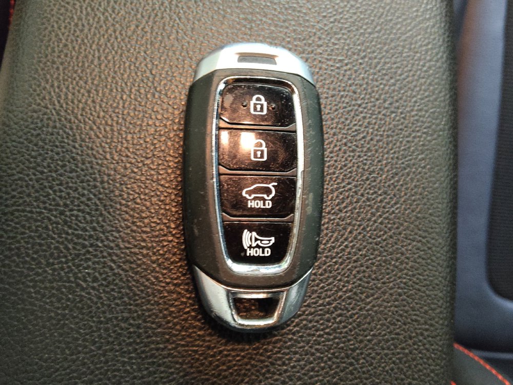 Used 2020 Hyundai Veloster 2.0 Premium FWD image 32