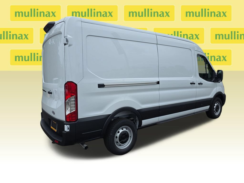 New 2026 Ford Transit 250 148 Medium Roof w/ Load Area Protection Package RWD image 3
