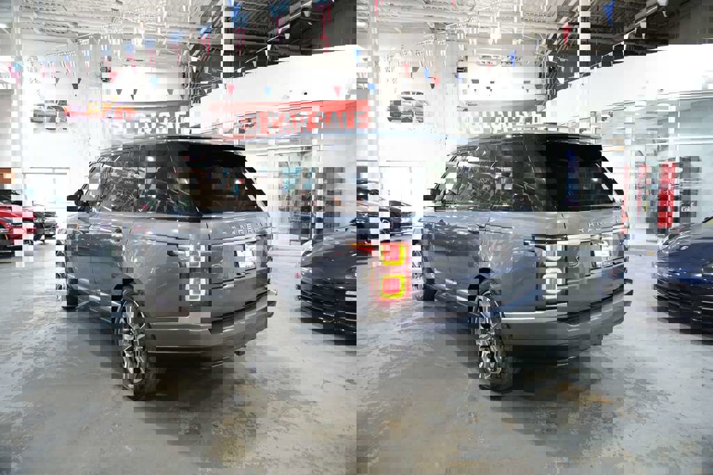 Used 2018 Land Rover Range Rover Long Wheelbase Supercharged image 8