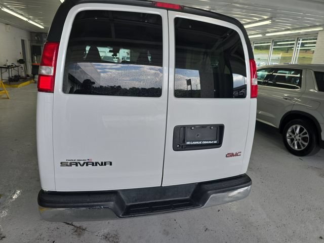 Certified 2025 GMC Savana 3500 LT w/ LT Preferred Equipment Group RWD image 4