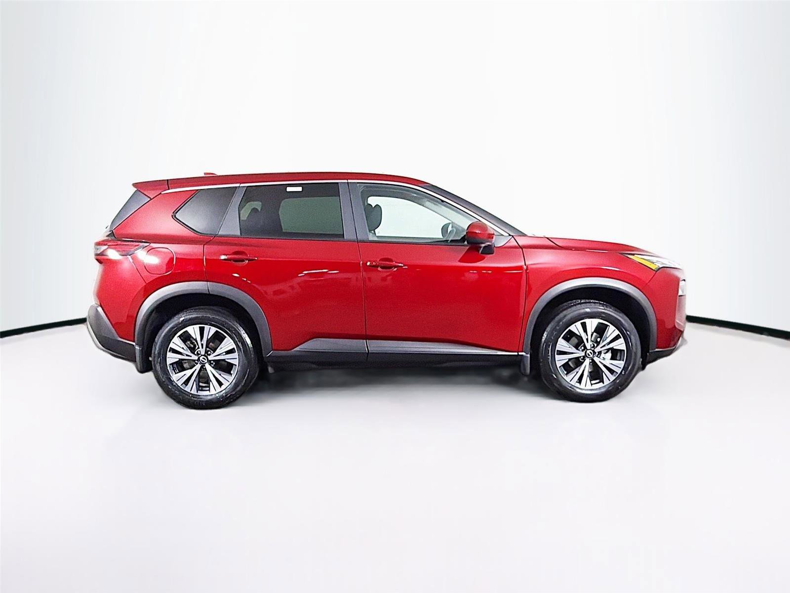 Used 2023 Nissan Rogue SV AWD/4WD image 8