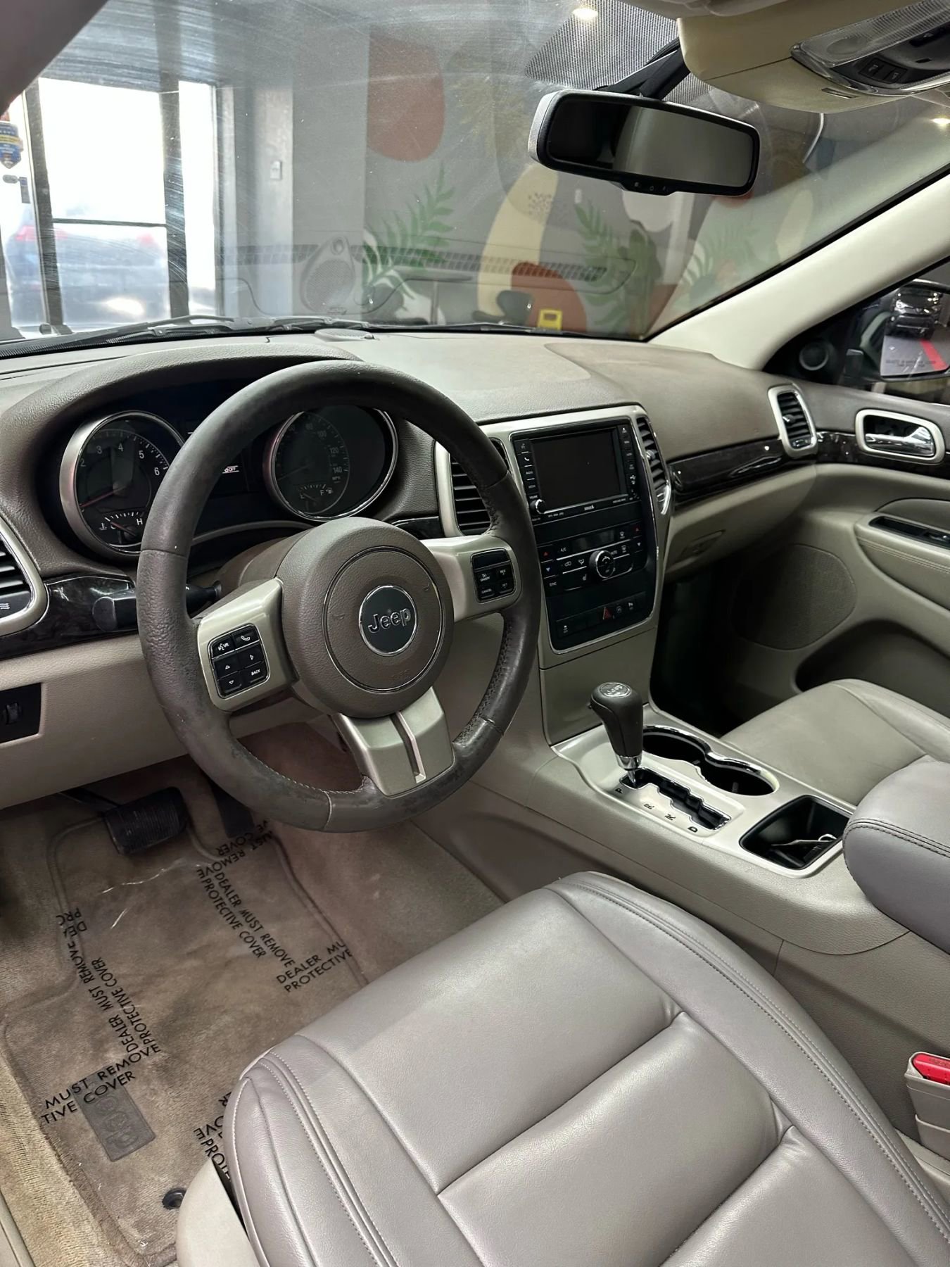 Used 2012 Jeep Grand Cherokee Laredo image 10
