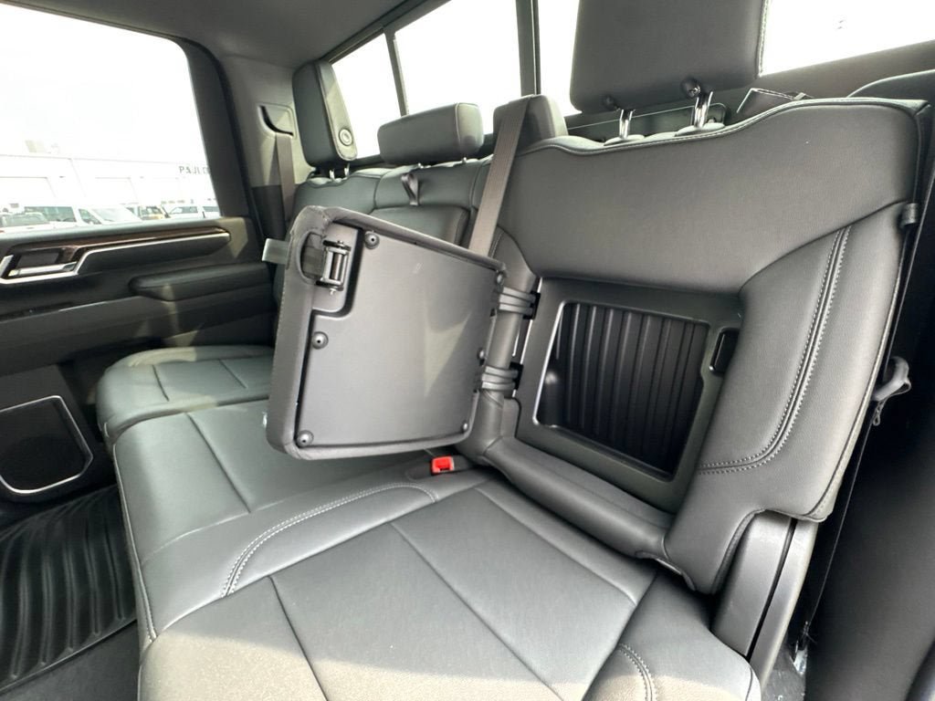 New 2026 Chevrolet Silverado 3500 LT w/ Leather Package AWD/4WD image 38