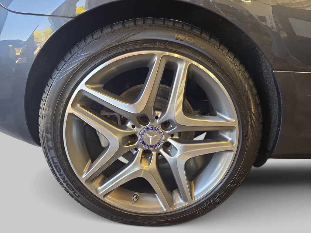 Used 2013 Mercedes-Benz SLK 250 image 31