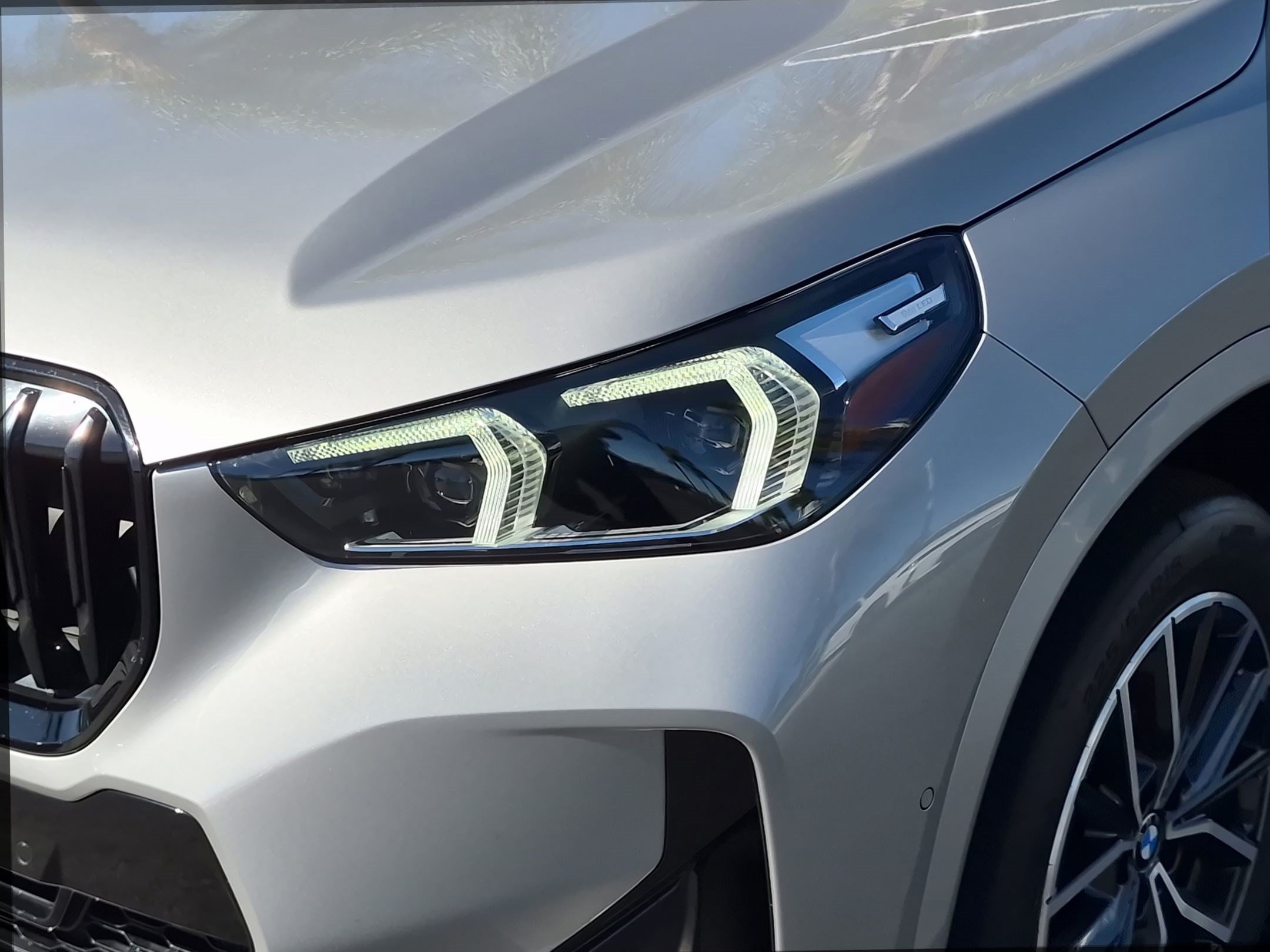 Certified 2023 BMW X1 xDrive28i w/ M Sport Package AWD/4WD image 6