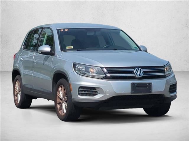 Used 2014 Volkswagen Tiguan SE FWD image 3
