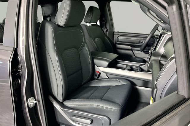 New 2026 RAM 1500 Express AWD/4WD image 10