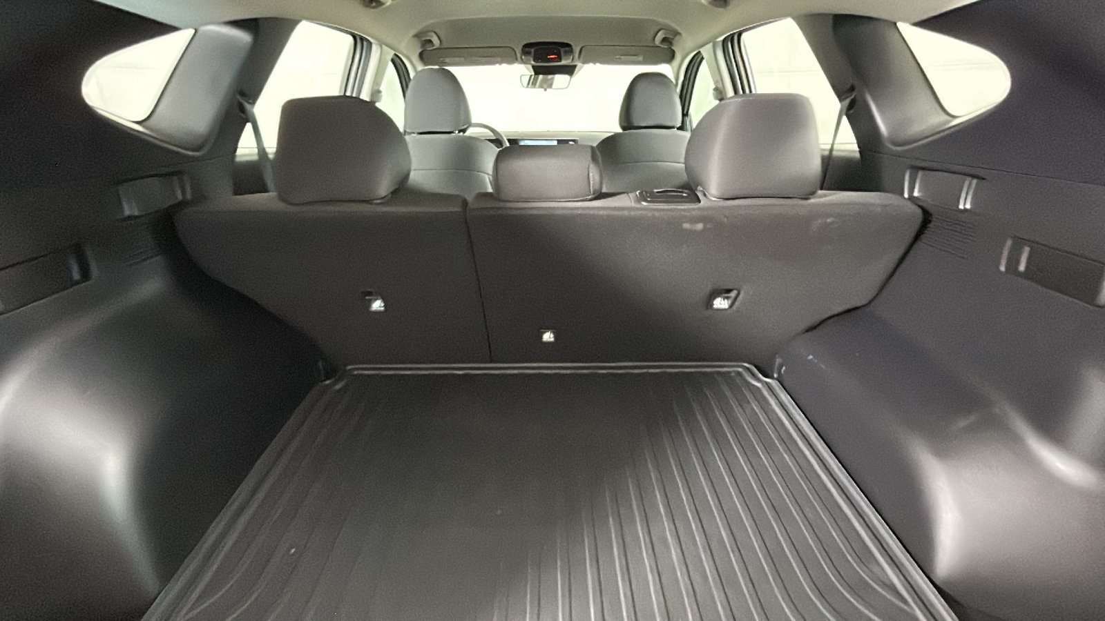 Certified 2025 Hyundai Tucson SE FWD image 37