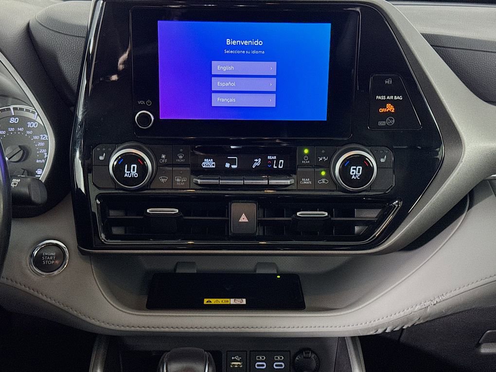 Used 2023 Toyota Highlander XLE image 38
