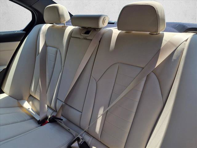 Used 2021 BMW 330i xDrive Sedan w/ Convenience Package AWD/4WD image 16