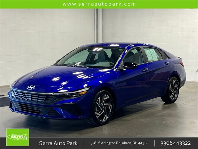 Used 2025 Hyundai Elantra Sport image 1