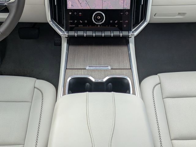 Used 2024 GMC Acadia Denali w/ Super Cruise Package image 18