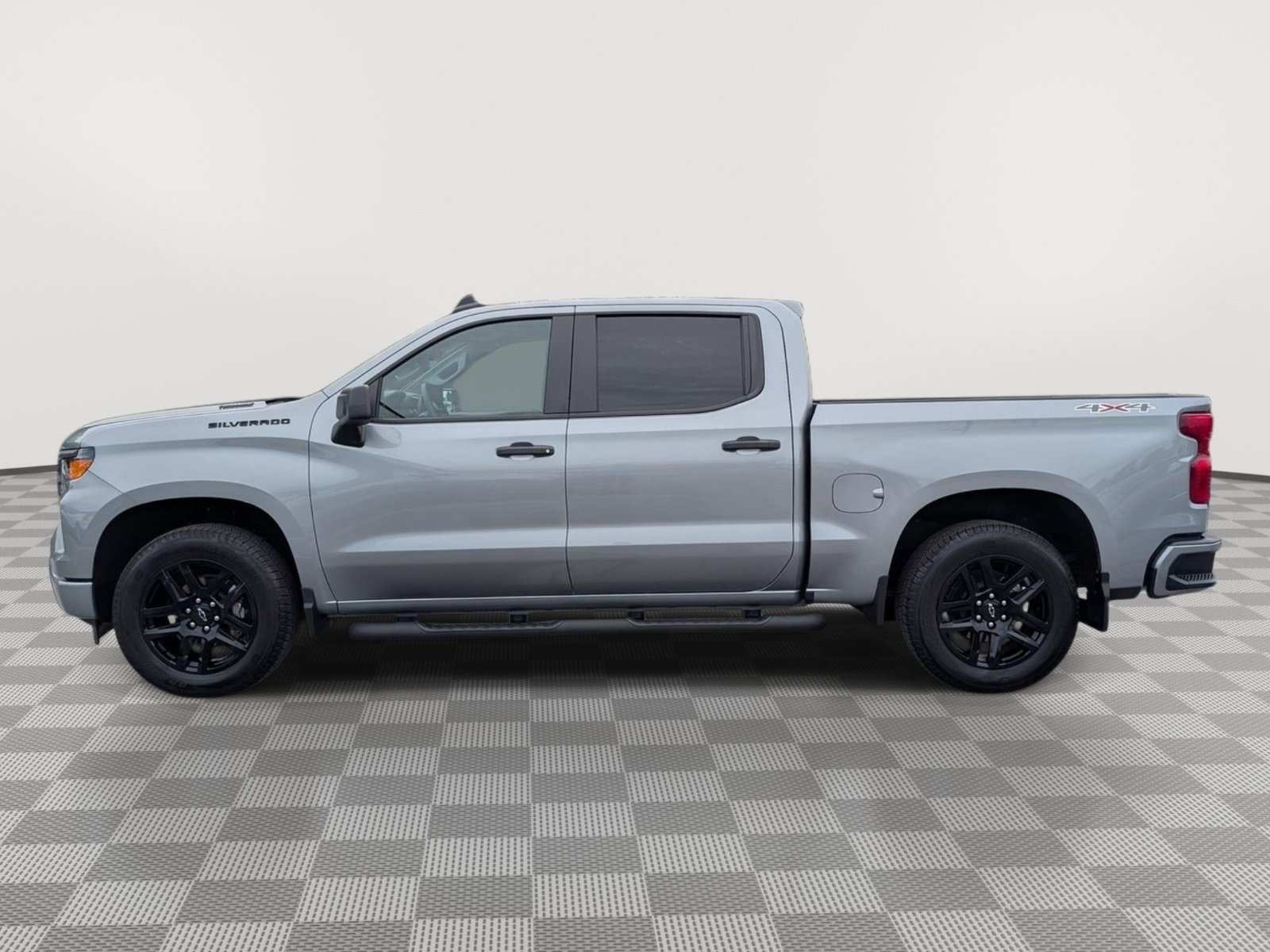 Used 2025 Chevrolet Silverado 1500 Custom w/ Rally Edition AWD/4WD image 2