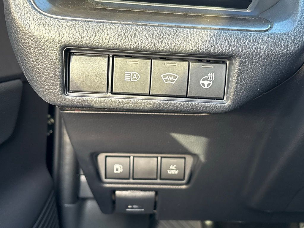 New 2026 Toyota Prius Plug-In Hybrid FWD image 24