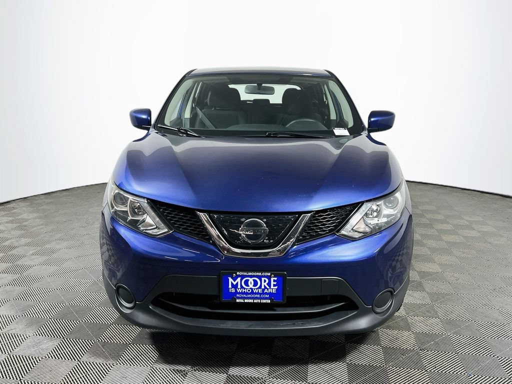 Used 2019 Nissan Rogue Sport S w/ Appearance Package FWD image 2