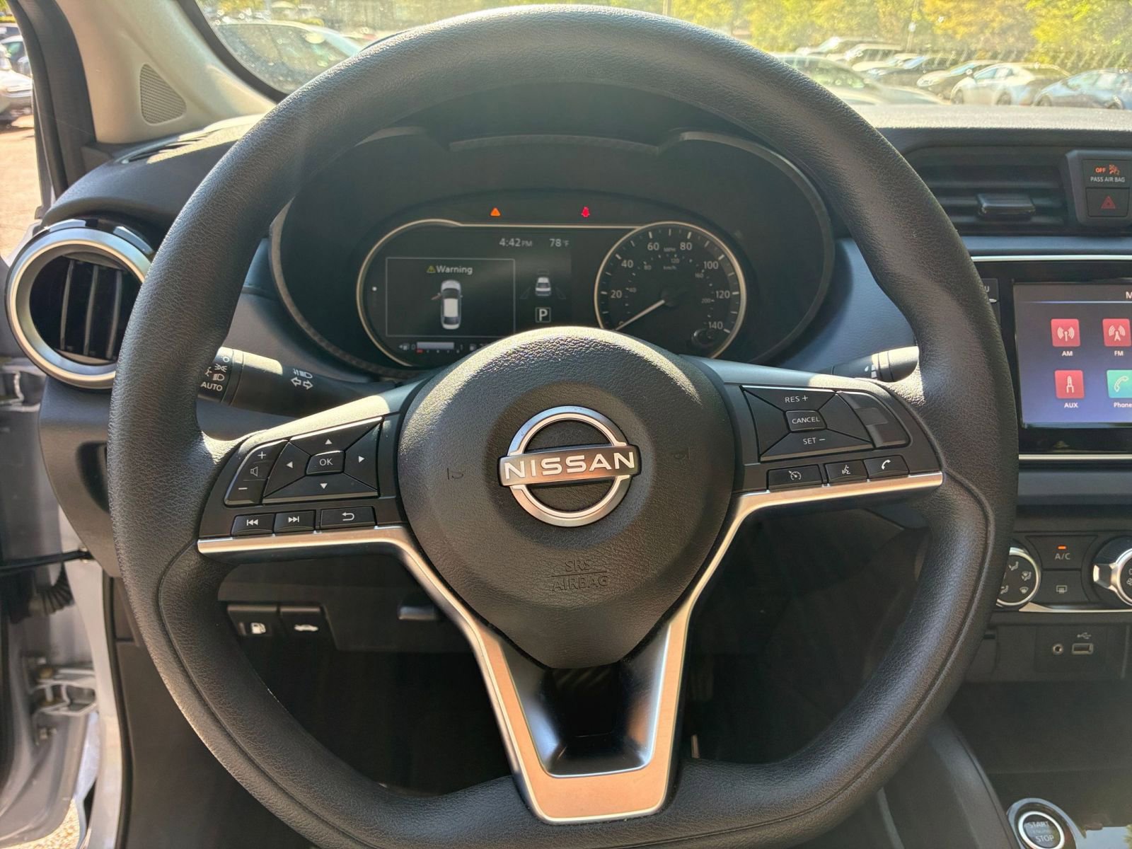 Used 2025 Nissan Versa SV image 29