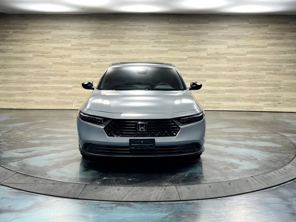 Used 2025 Honda Accord Sport image 9