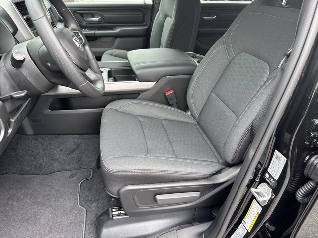 New 2026 RAM 1500 Express AWD/4WD image 9