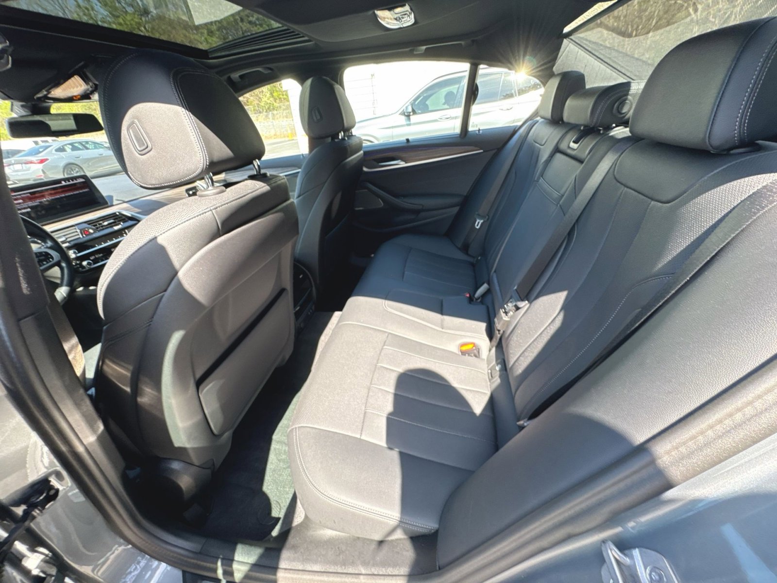Certified 2023 BMW 540i xDrive w/ M Sport Package image 25