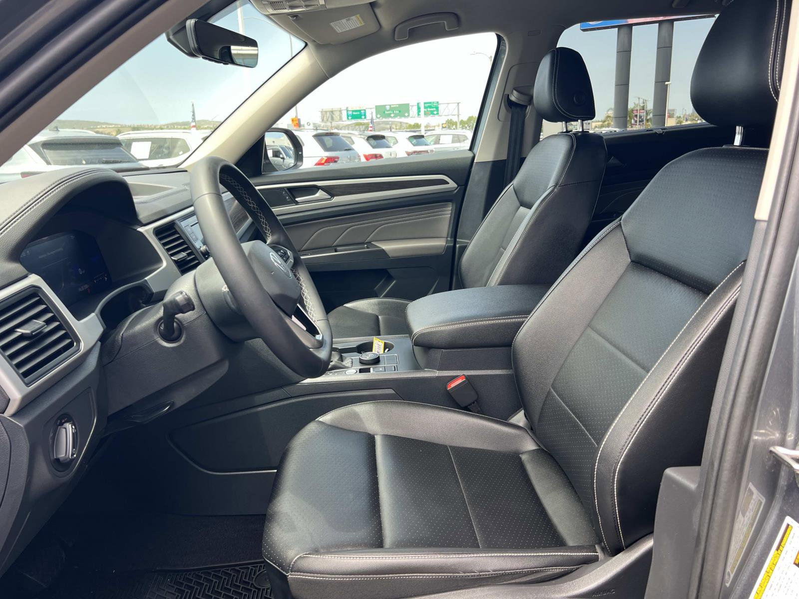 Certified 2022 Volkswagen Atlas SE AWD/4WD image 18
