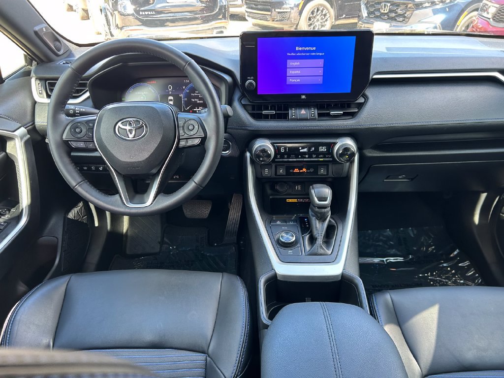 Used 2024 Toyota RAV4 XSE w/ Advanced Technology Package AWD/4WD image 17