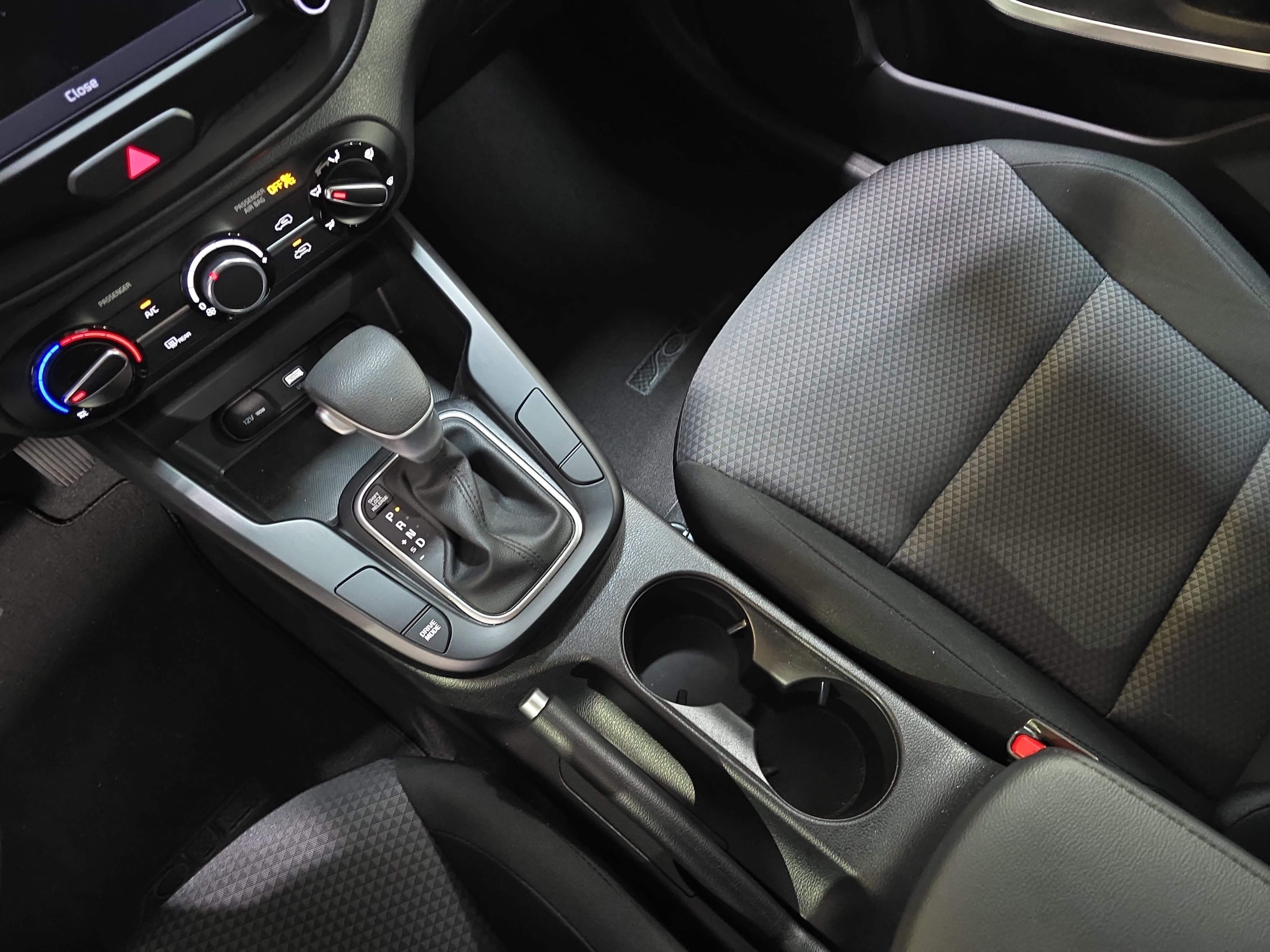 Used 2023 Kia Soul LX w/ LX Technology Package FWD image 22