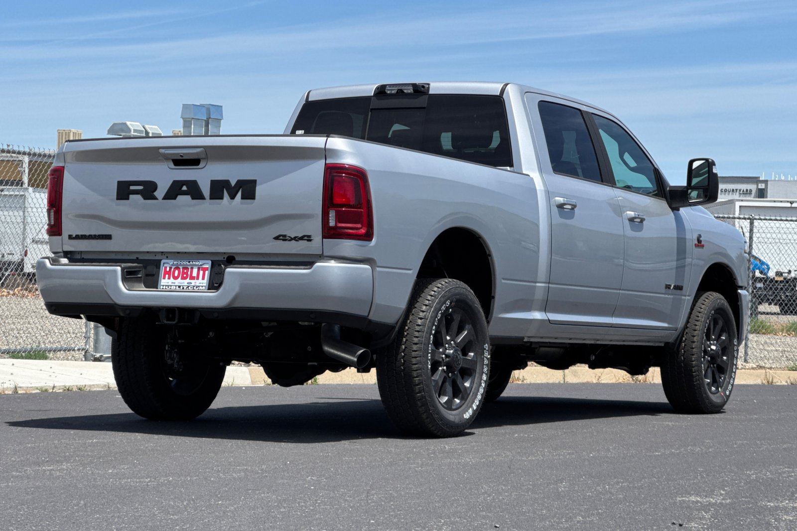 New 2026 RAM 2500 Laramie AWD/4WD image 3