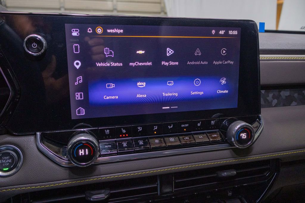 Certified 2025 Chevrolet Colorado ZR2 w/ Technology Package image 18