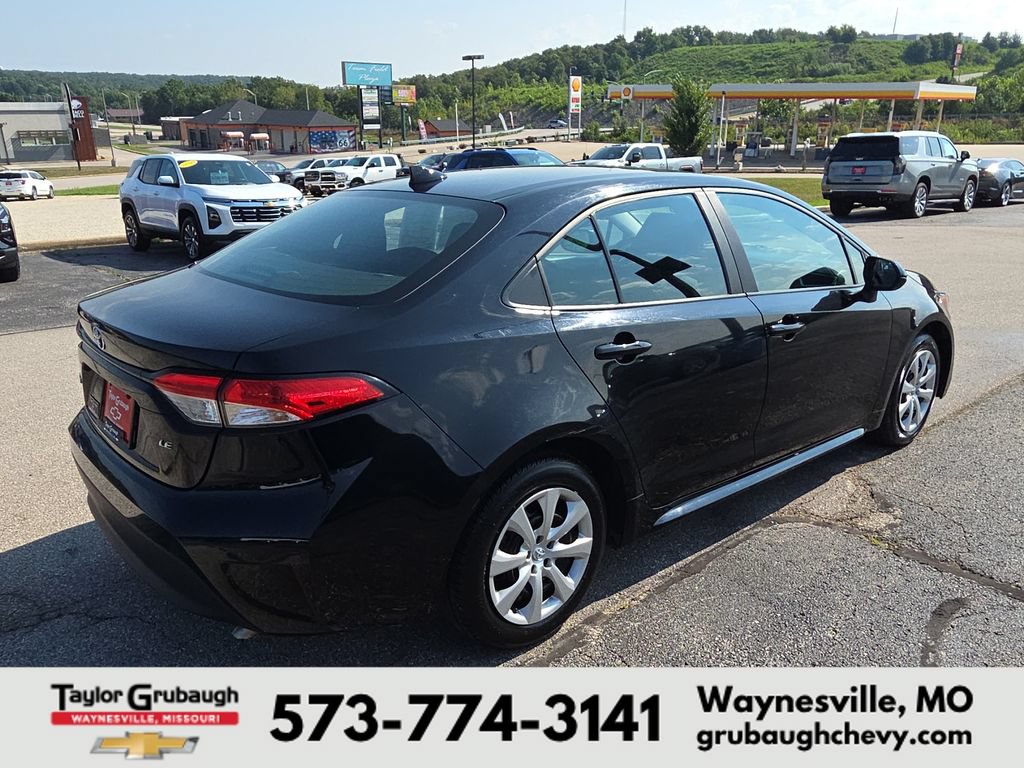 Used 2024 Toyota Corolla LE FWD image 8
