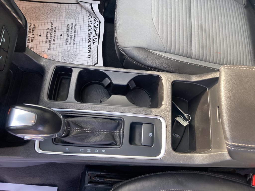 Used 2019 Ford Escape SE FWD image 33