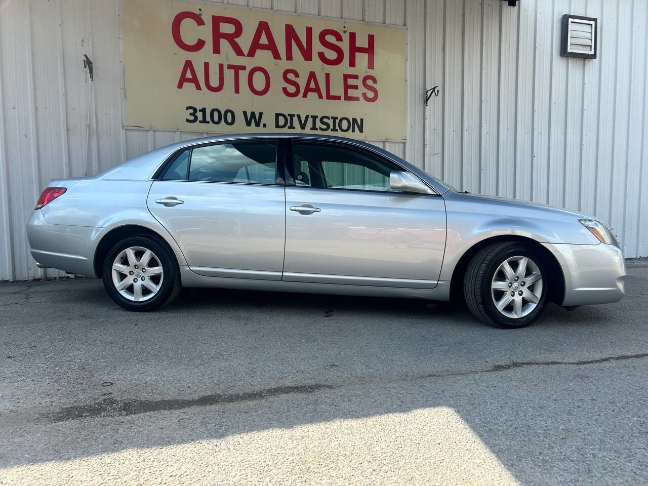Used 2006 Toyota Avalon XL image 2