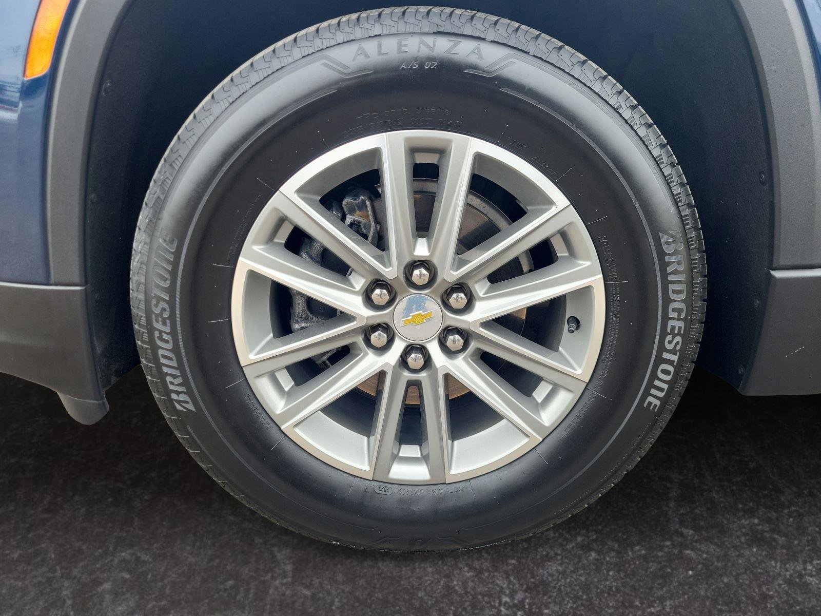 Certified 2023 Chevrolet Traverse LT image 28