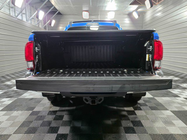 Used 2021 Toyota Tacoma SR5 w/ Blackout Package (TMS) image 10