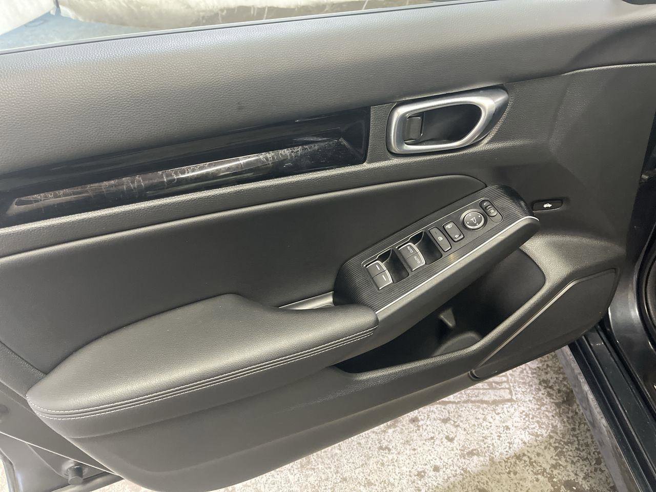 Certified 2025 Honda Civic Sport Touring image 13