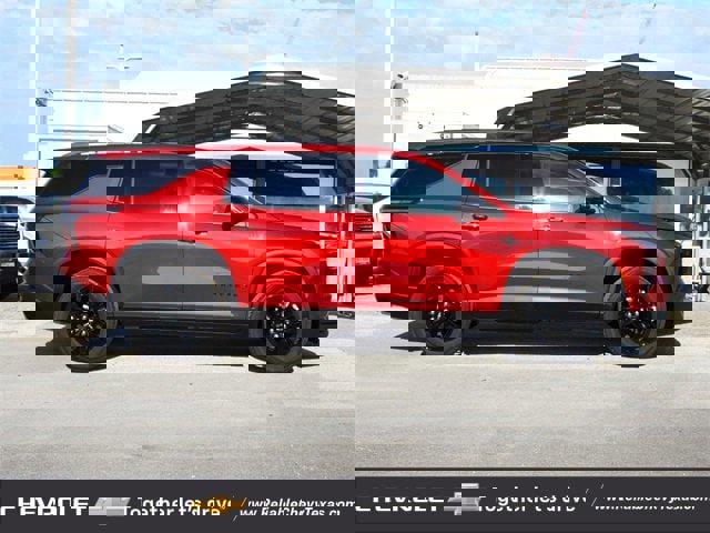 New 2026 Chevrolet Traverse LT w/ Midnight/Sport Edition image 3