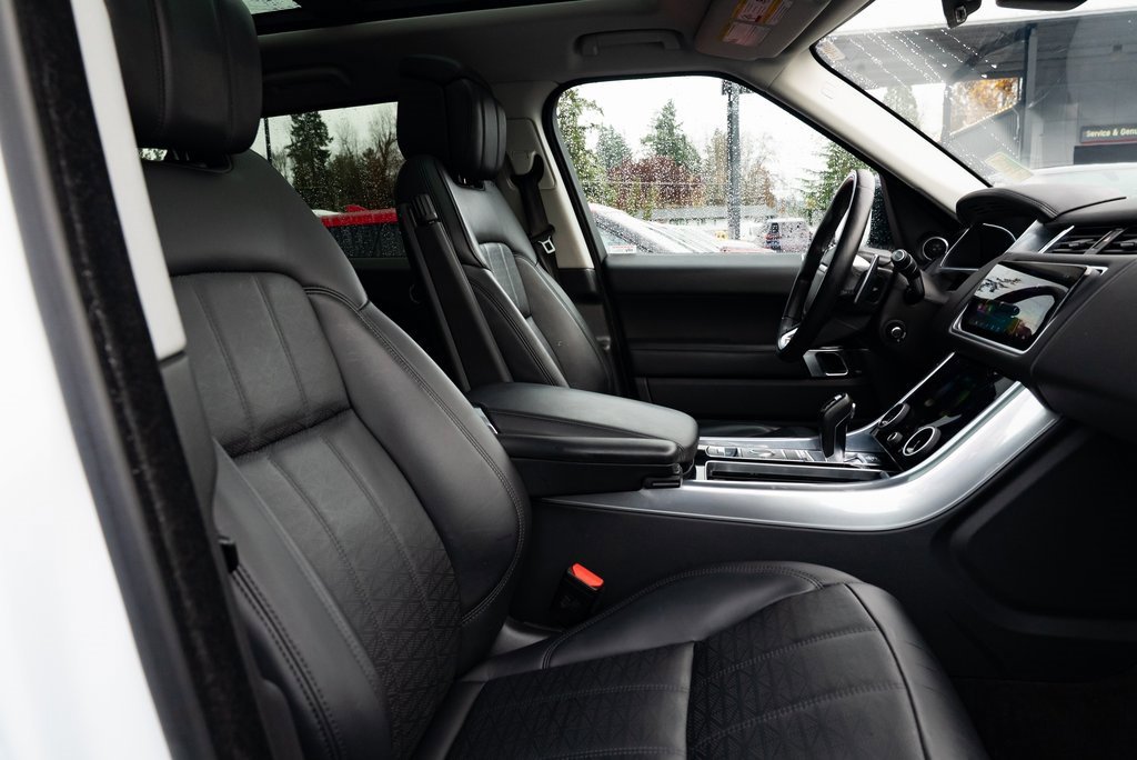 Used 2018 Land Rover Range Rover Sport HSE Dynamic image 26