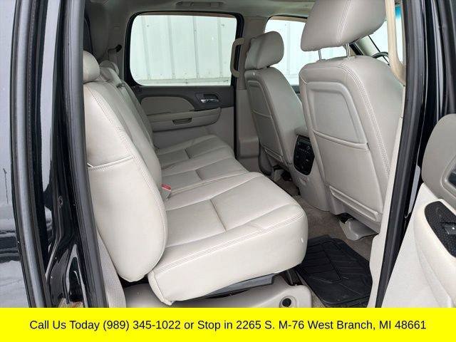 Used 2013 Chevrolet Avalanche LT AWD/4WD image 29