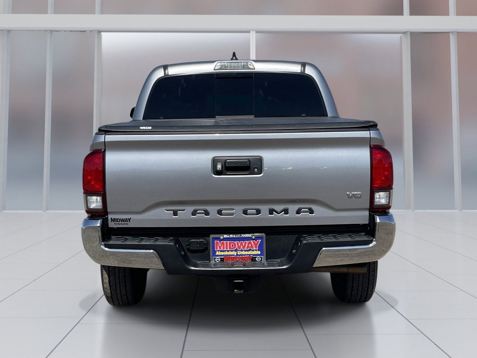 Used 2021 Toyota Tacoma SR5 RWD image 5