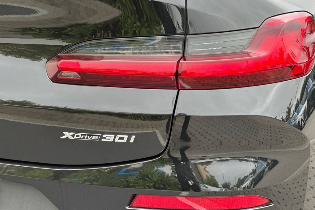 Used 2025 BMW X4 xDrive30i w/ Premium Package AWD/4WD image 33