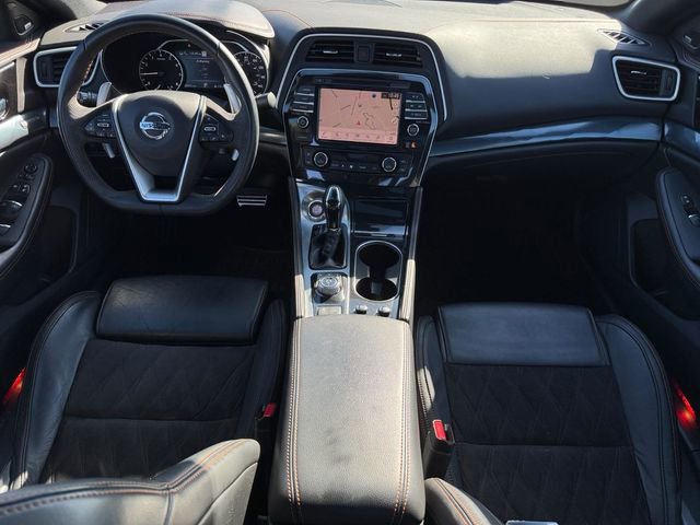 Used 2022 Nissan Maxima SR w/ Sport Mat Group FWD image 8