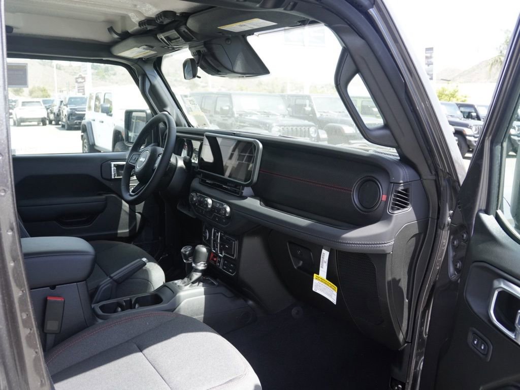 New 2026 Jeep Wrangler Unlimited Rubicon AWD/4WD image 22