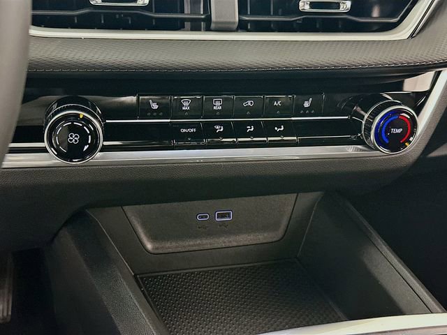 New 2026 Chevrolet Equinox LT image 16