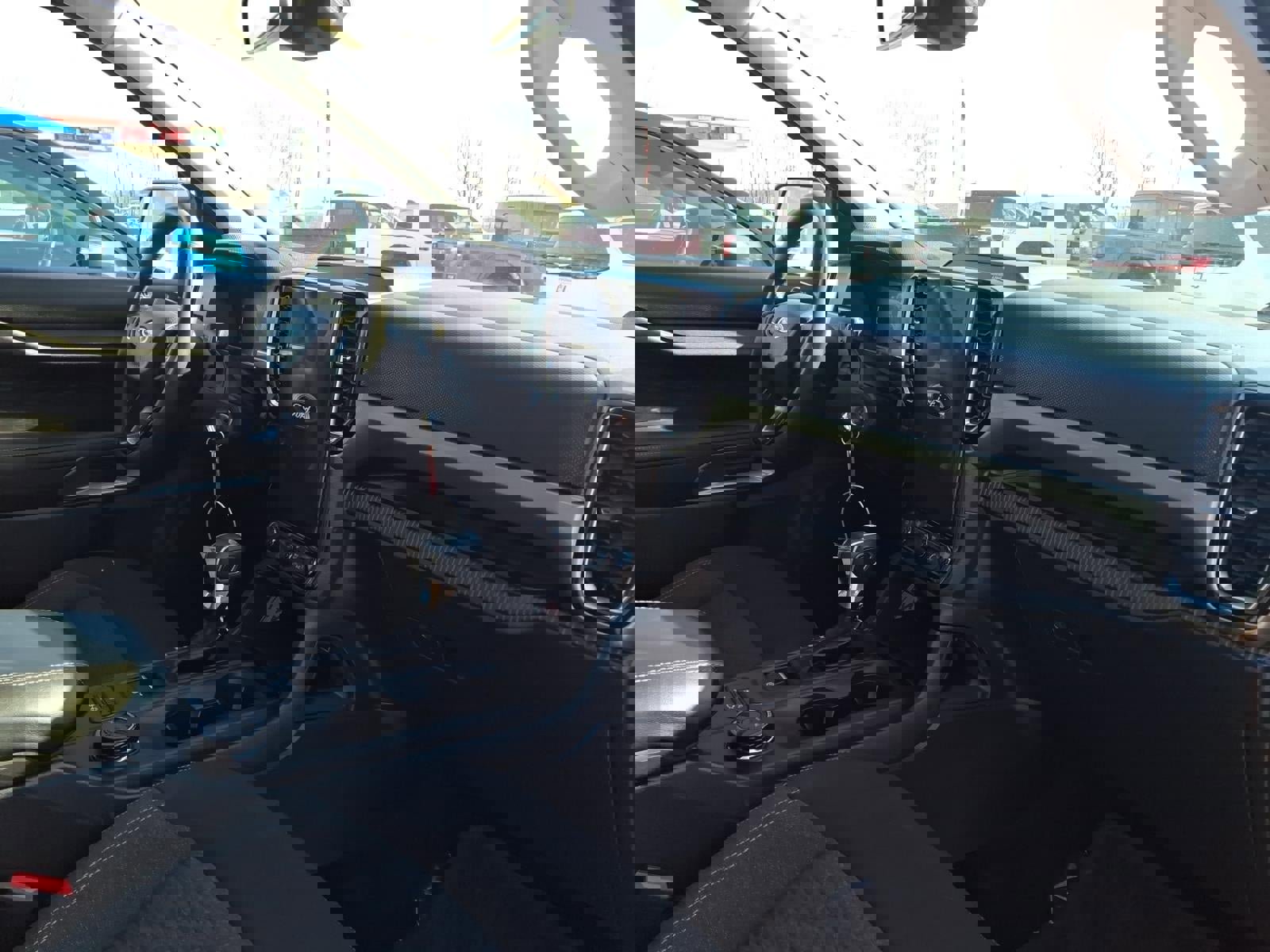 Used 2024 Ford Ranger XLT w/ FX4 Off-Road Package image 20